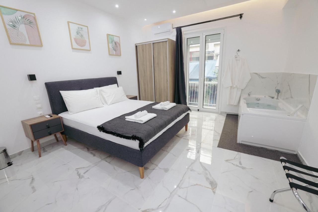 Apollo 2 Bd Jacuzzi Suite Атина Екстериор снимка