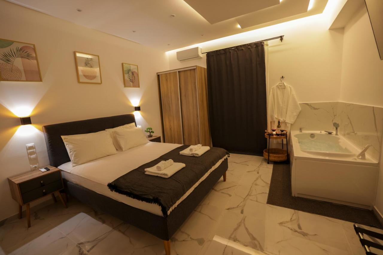 Apollo 2 Bd Jacuzzi Suite Атина Екстериор снимка