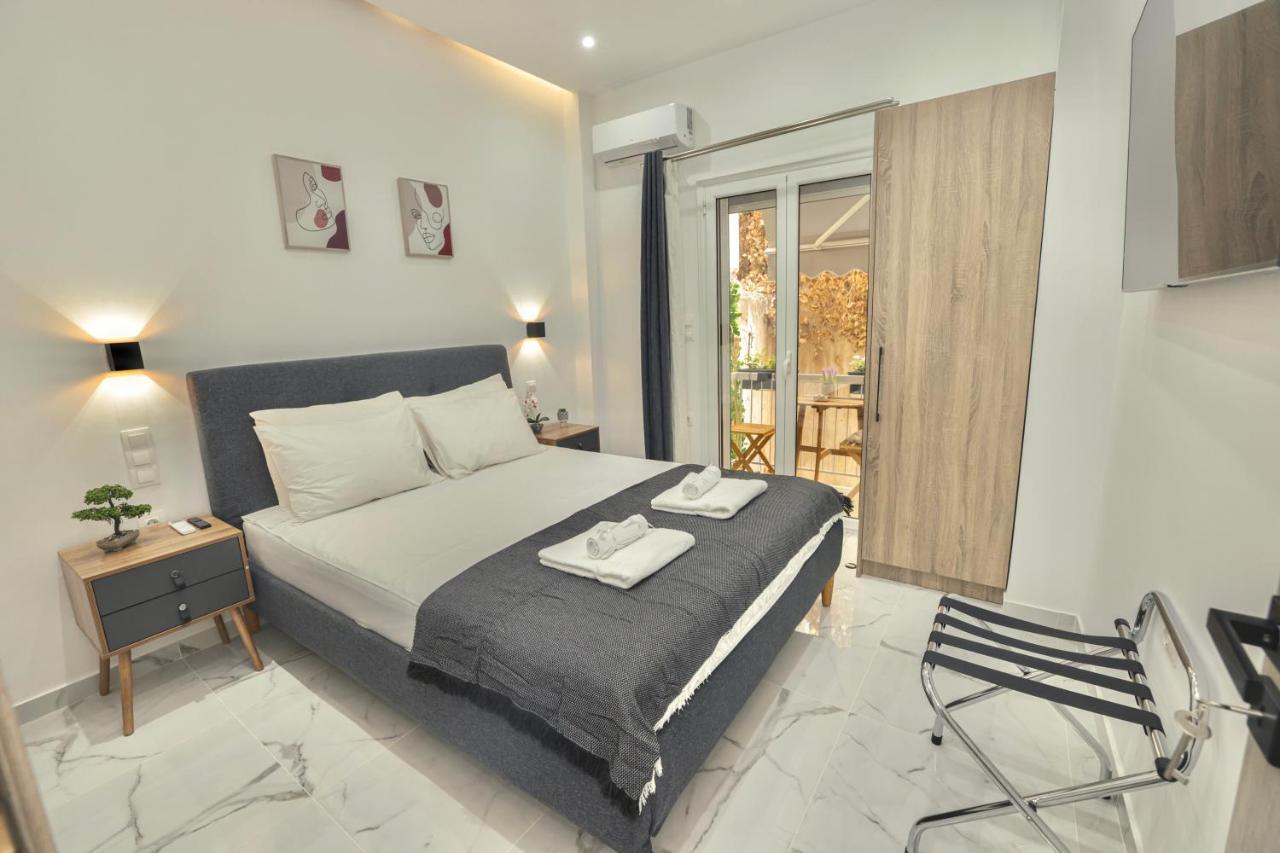 Apollo 2 Bd Jacuzzi Suite Атина Екстериор снимка